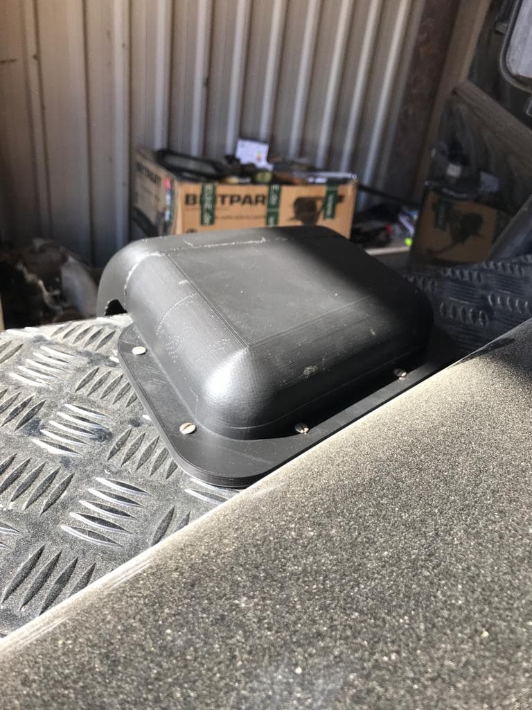 Snow Cowl Heater Intake LHD - RH Wing