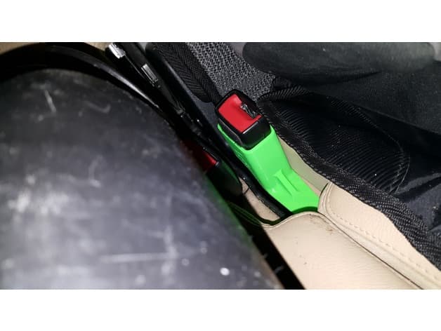 Mid-Row Seat-Belt Latch Holder