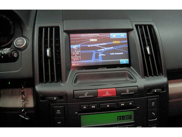 Seven-Inch Dashboard Tablet Mount